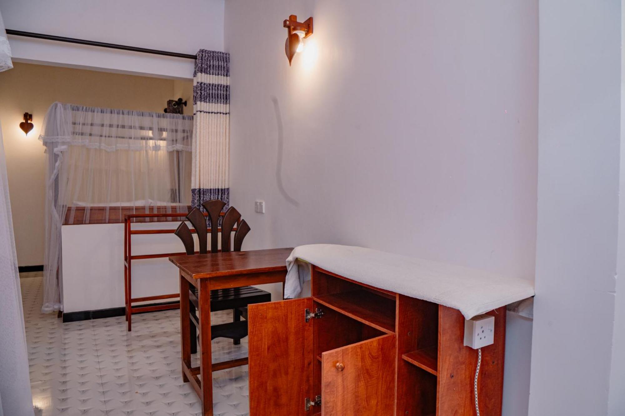 טנגלה Rekawa Turtle Gate Hotel מראה חיצוני תמונה