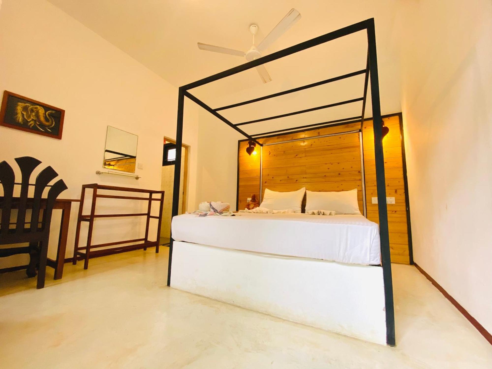 טנגלה Rekawa Turtle Gate Hotel מראה חיצוני תמונה