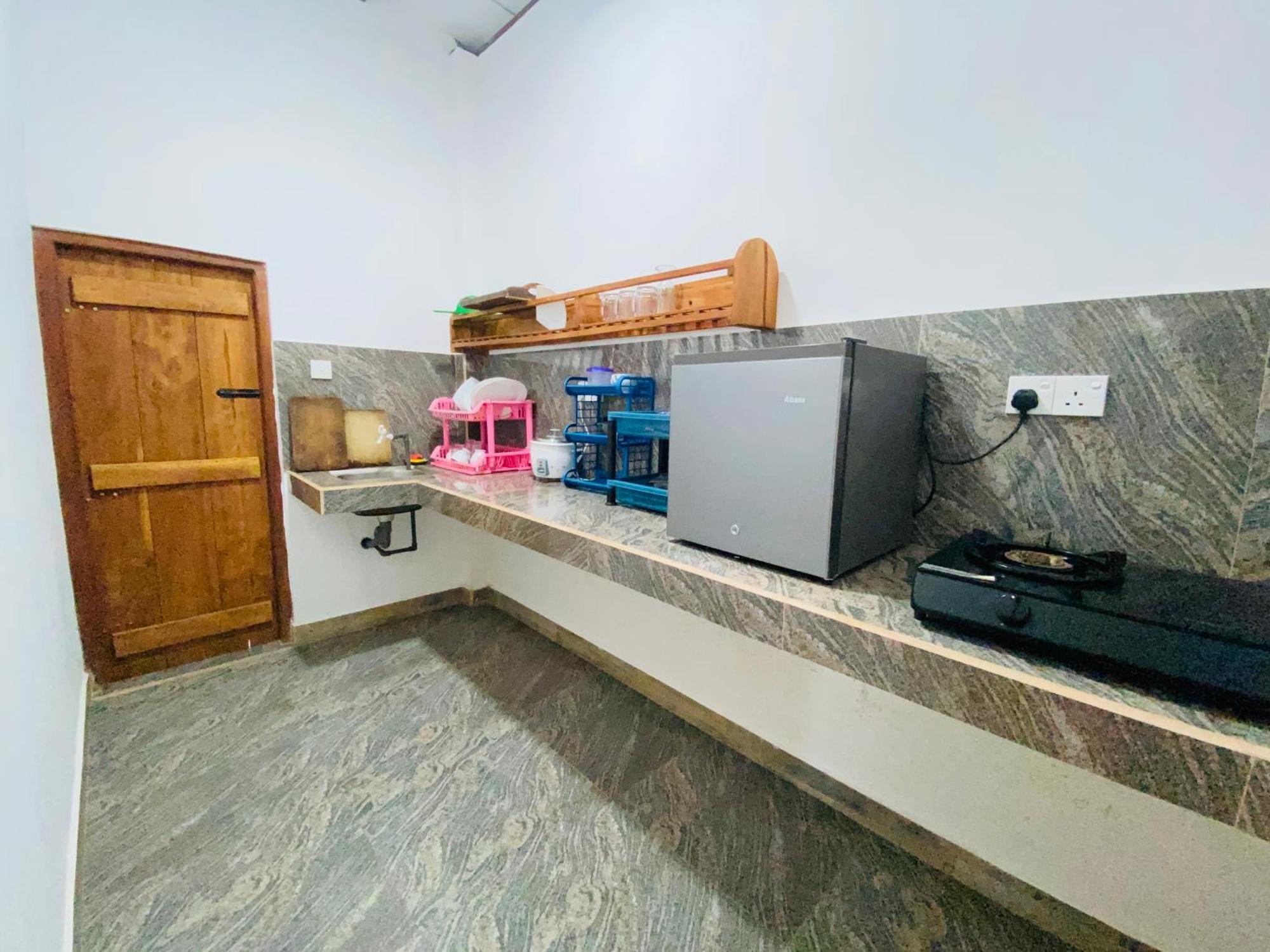 טנגלה Rekawa Turtle Gate Hotel מראה חיצוני תמונה