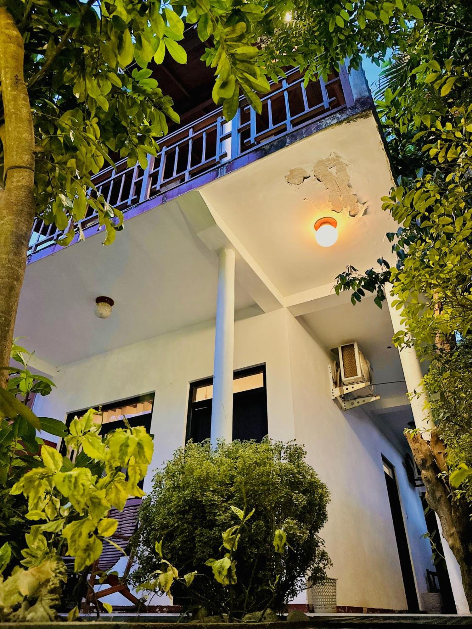 טנגלה Rekawa Turtle Gate Hotel מראה חיצוני תמונה